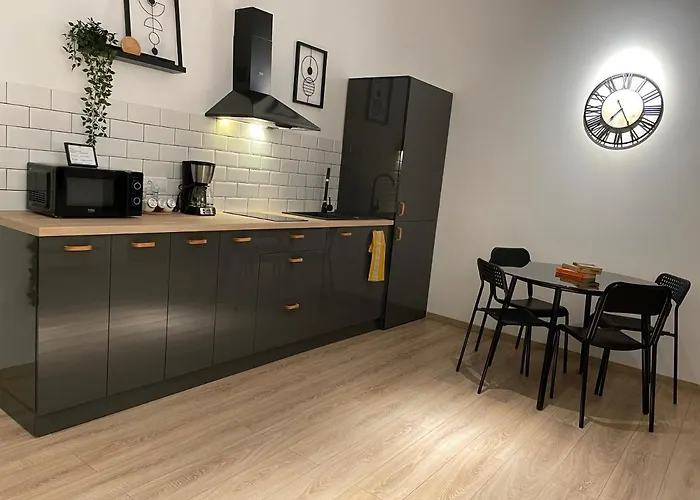 Old Town Superior Apartment By Mrg